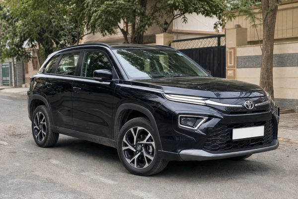 2025 Toyota Urban Cruiser Hyryder G AT in bangalore for sale on Truwo