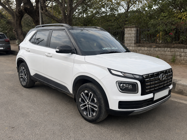 2023 Hyundai Venue 1.5 CRDI MT SX in bangalore for sale on Truwo
