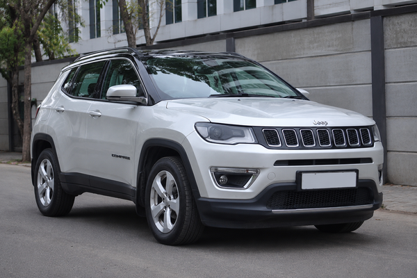 2017 Jeep Compass LIMITED 1.4 PETROL AT in bangalore for sale on Truwo