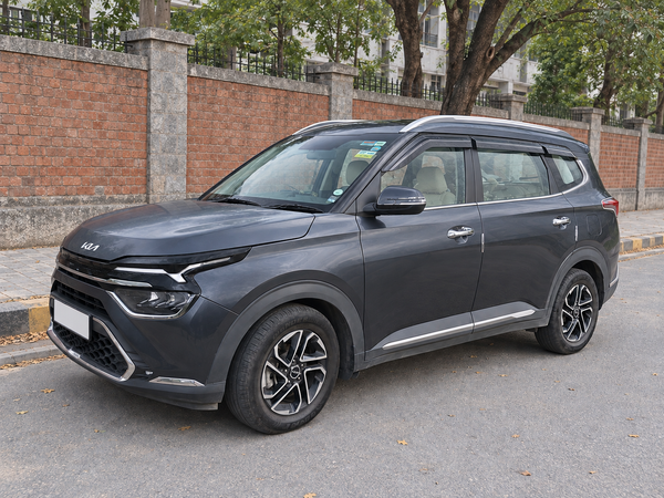 2023 Kia Carens Luxury Plus 1.5 Turbo Petrol DCT 7 STR in bangalore for sale on Truwo