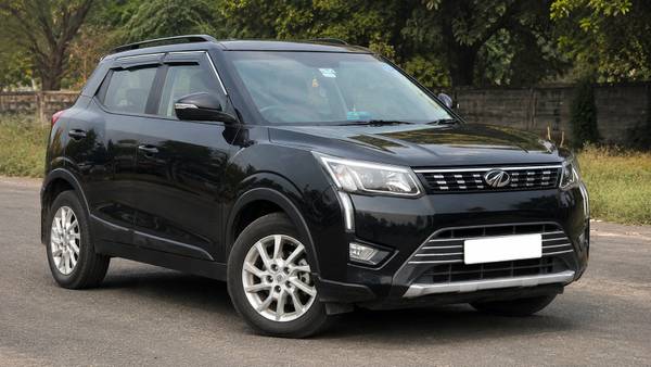 2022 Mahindra XUV300 W8 1.2 PETROL in bangalore for sale on Truwo