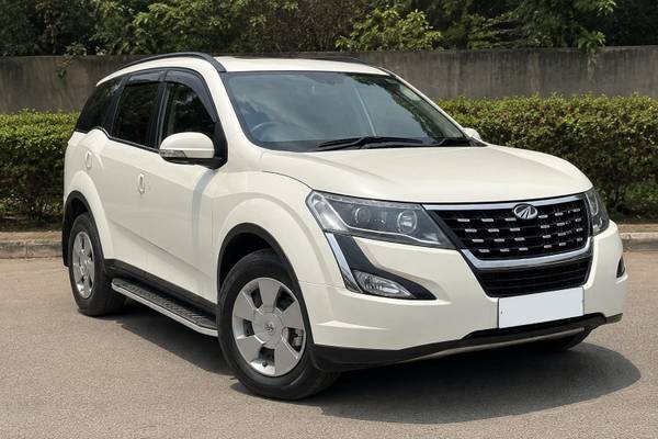 2018 Mahindra Xuv500 W7 AT in bangalore for sale on Truwo