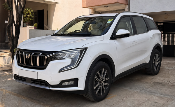 2025 Mahindra XUV700 AX7 L PET AT 7 SEATER in bangalore for sale on Truwo