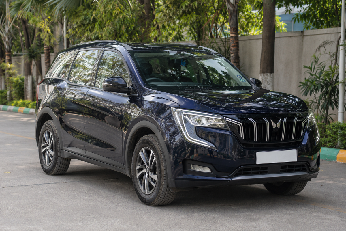 2022 Mahindra XUV700 AX5 for sale on Truwo, Bangalore