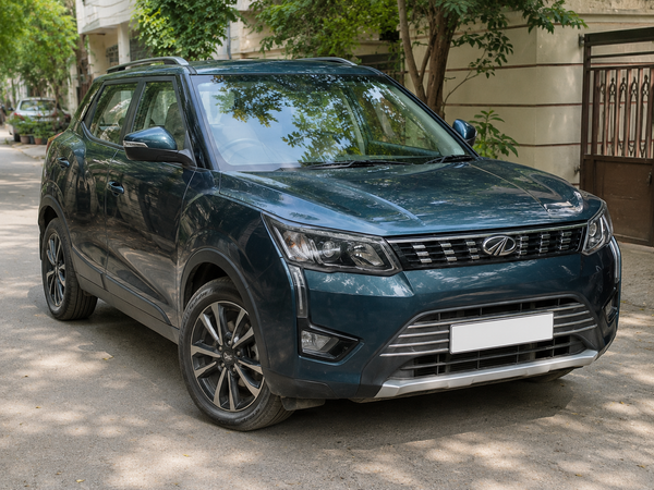 2019 Mahindra Xuv300 W8 (O) 1.2 Petrol in Bangalore for sale on Truwo