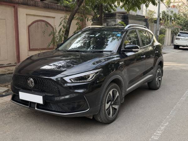 2025 MG ZS EV Essence in bangalore for sale on Truwo