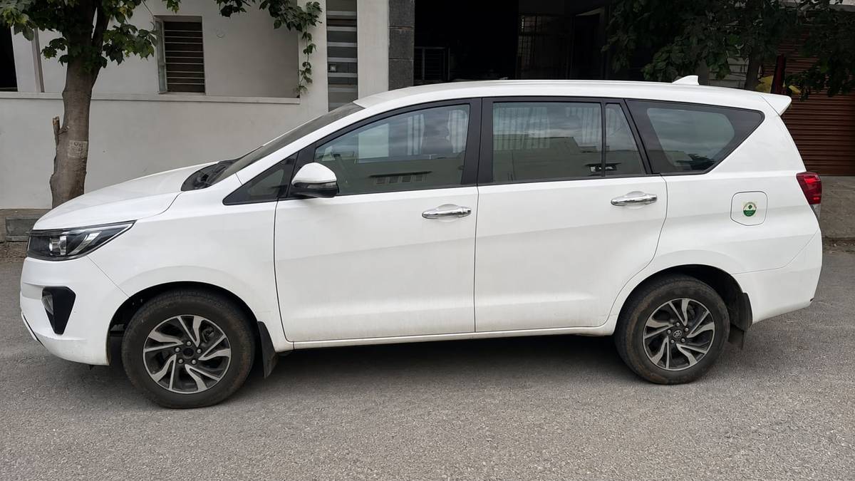 2022 Toyota Innova Crysta 2.7 GX AT 7 STR for sale on Truwo, Bengaluru