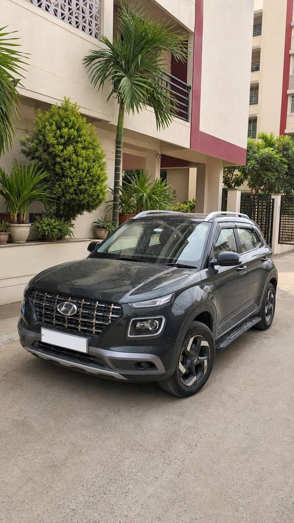 2020 Hyundai Venue SX 1.0 GDI iMT Petrol in bangalore for sale on Truwo