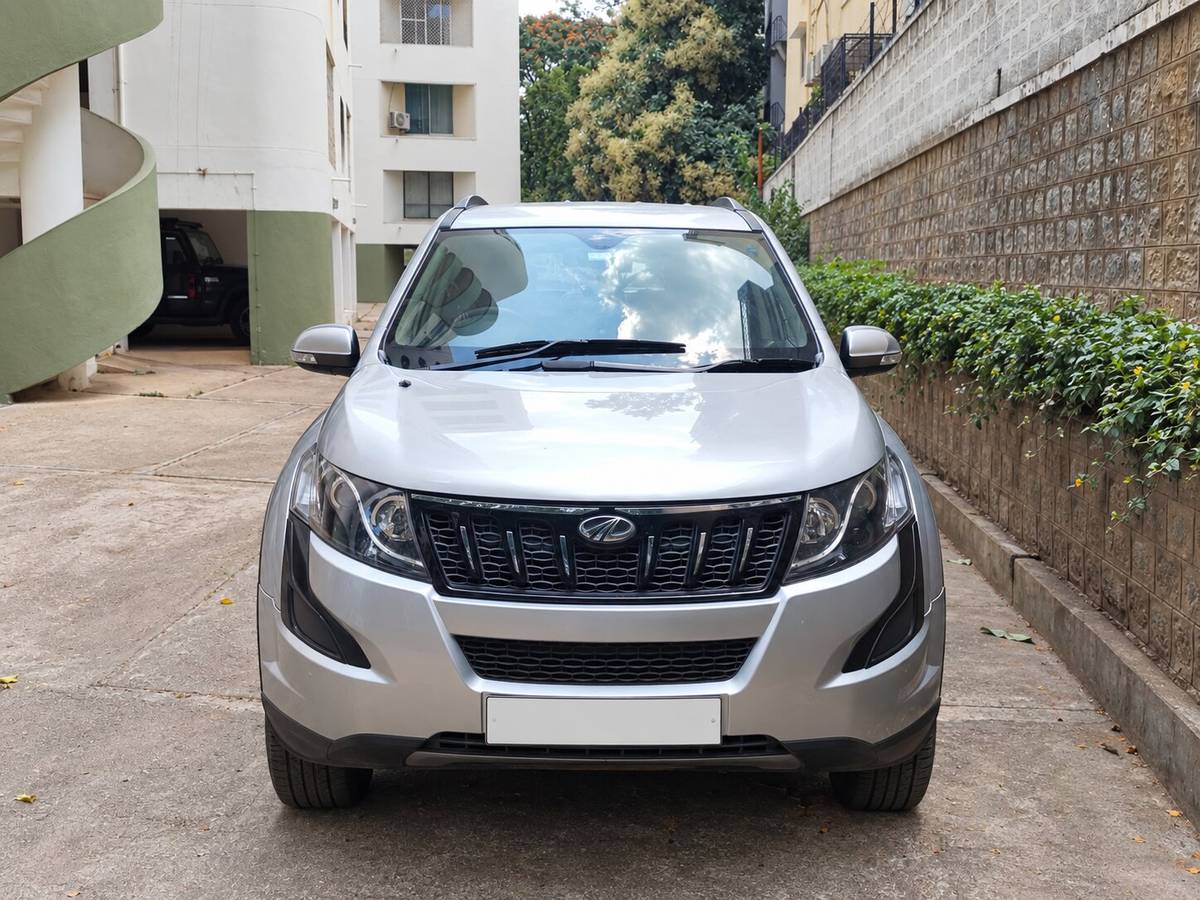 2017 Mahindra XUV500 W6 for sale on Truwo, Bangalore