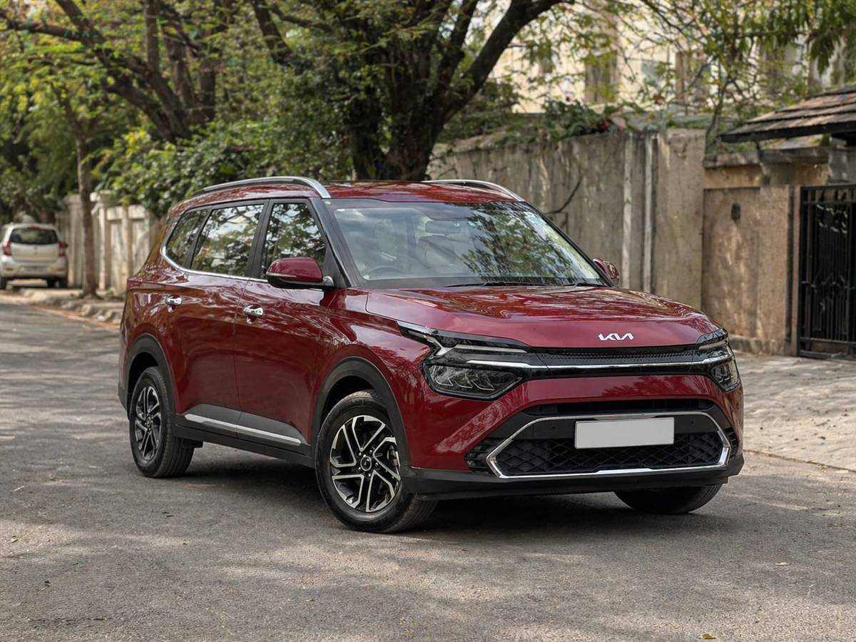 2022 Kia Carens Luxury 1.4 Petrol 7 STR for sale on Truwo, Bangalore