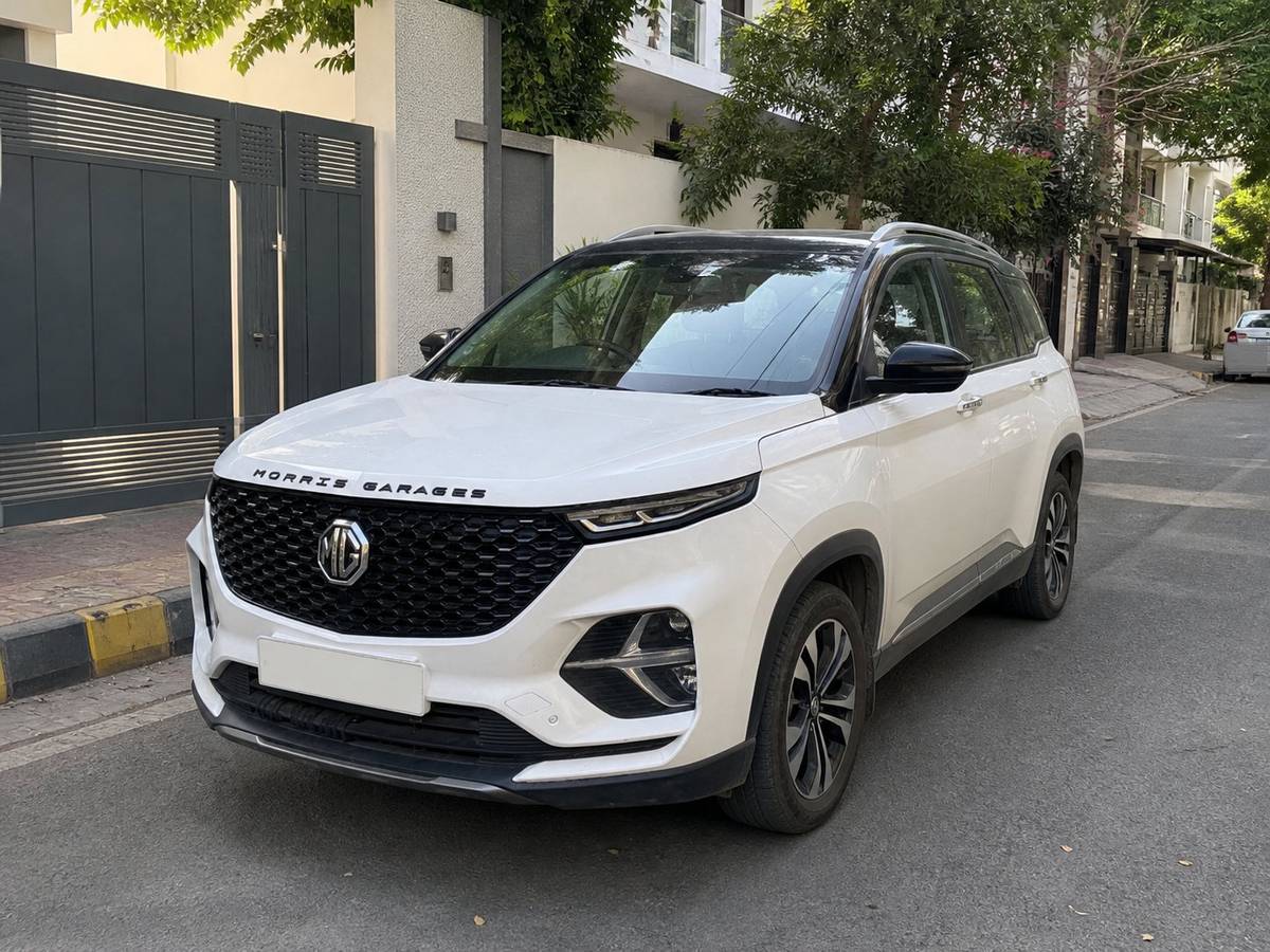 2022 MG Hector Plus Sharp 2.0 Diesel Turbo Dual Tone for sale on Truwo, Bangalore