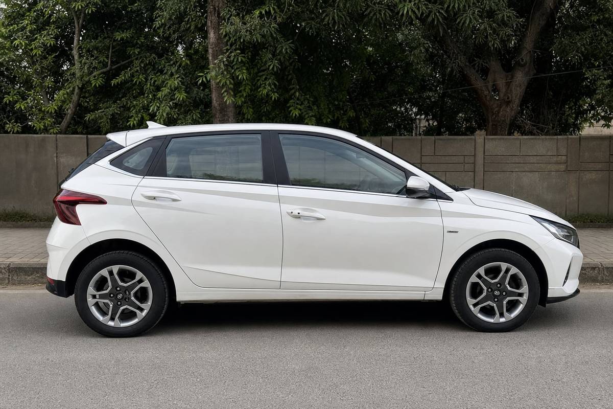 2025 Hyundai i20 Sportz(O) 1.2 Kappa IVT for sale on Truwo, Bangalore